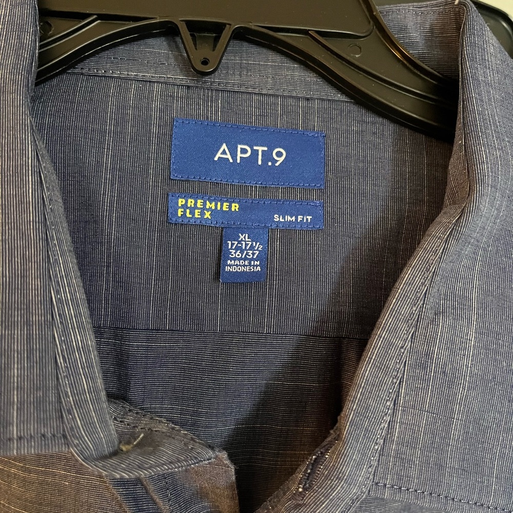 Apt. 9 dress shirt - Picture 2 of 4
